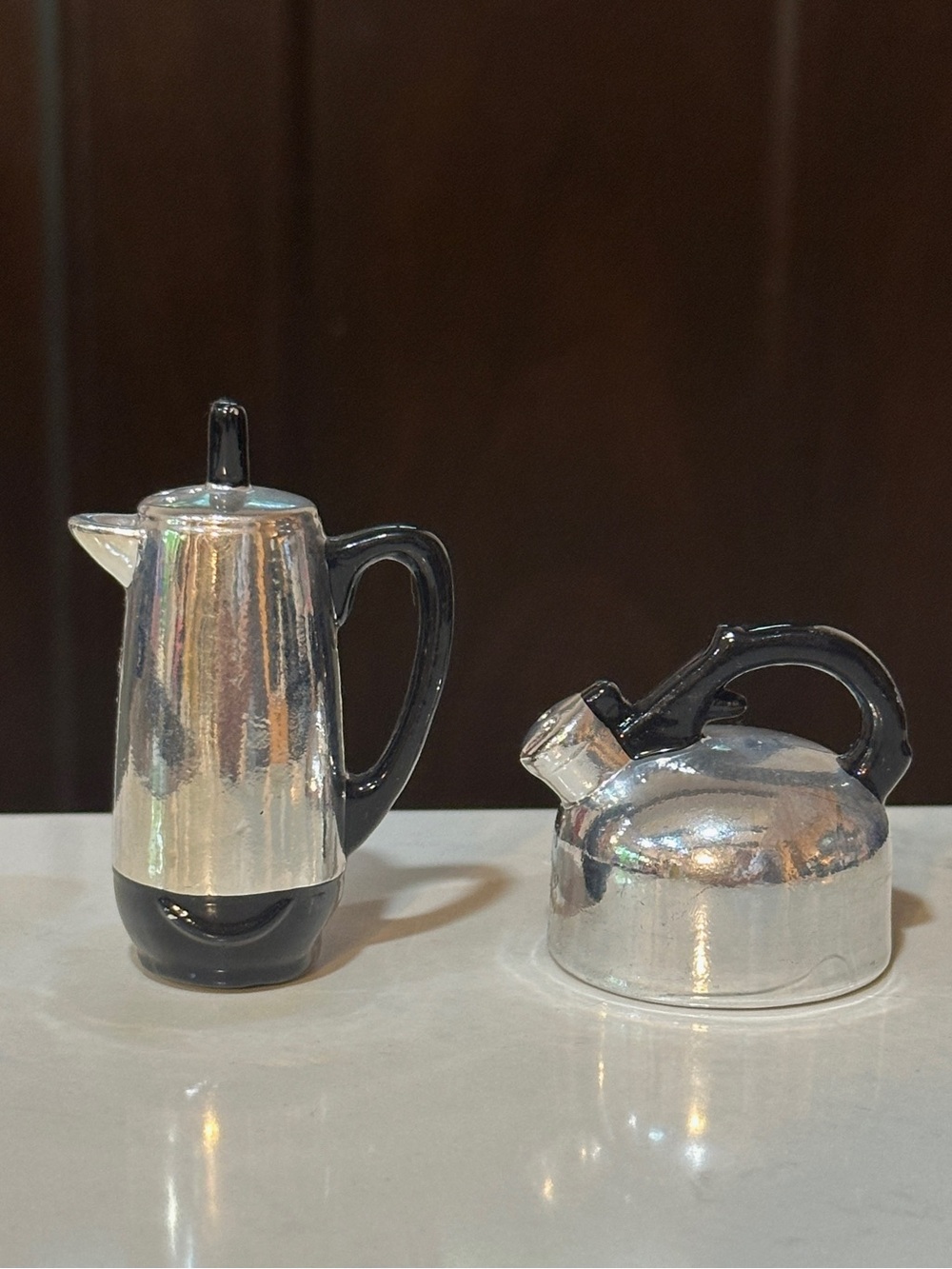 Vintage Coffee Pot Percolator Kettle Salt and Pepper Shakers Ceramic Metallic
